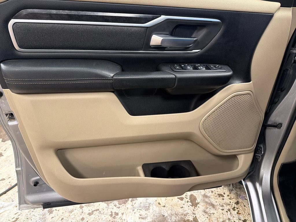 Used 2020 RAM 1500 Big Horn AWD/4WD image 15
