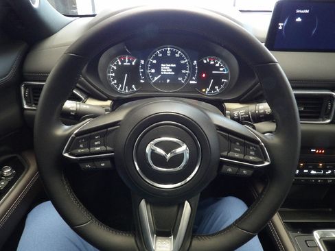 Certified 2025 MAZDA CX-5 Signature image 28