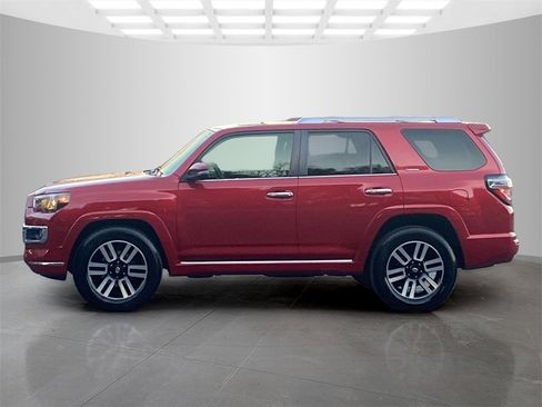 Used 2015 Toyota 4Runner Limited image 2