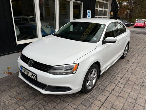 Used 2014 Volkswagen Jetta TDI Value Edition image 3