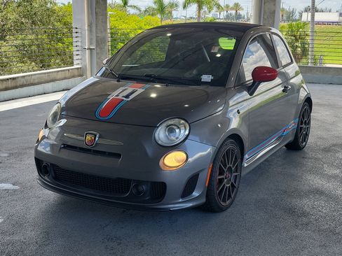 Used 2013 FIAT 500 Abarth w/ Beats Audio Pkg FWD image 5