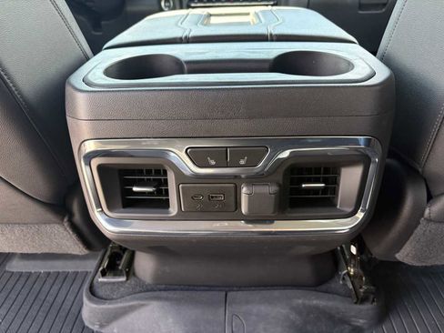 Used 2020 Chevrolet Silverado 1500 LTZ w/ LTZ Premium Package AWD/4WD image 37