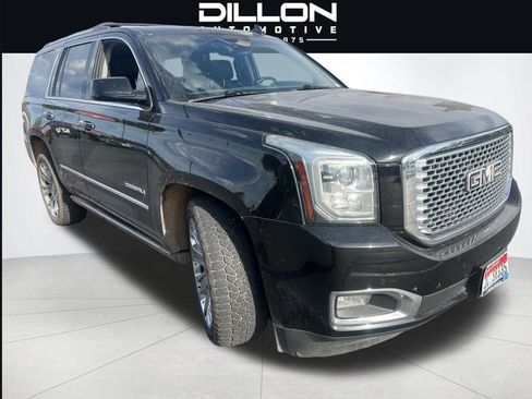 Used 2015 GMC Yukon Denali w/ Premium Package AWD/4WD image 6