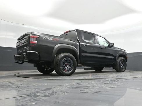 Used 2025 Nissan Frontier PRO-4X image 37