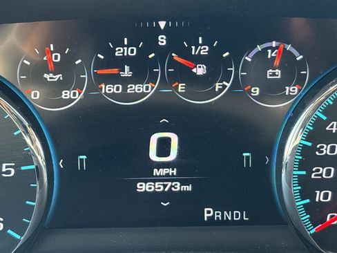 Used 2017 GMC Yukon XL Denali w/ Open Road Package image 24