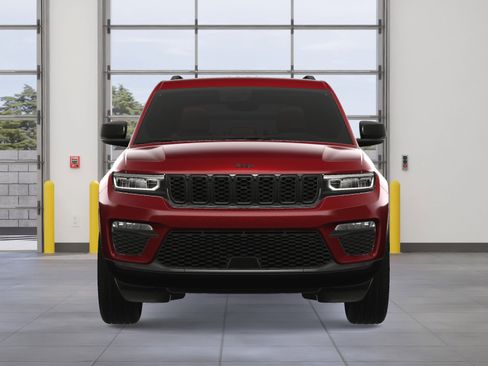 New 2025 Jeep Grand Cherokee Limited w/ Black Appearance Package image 9