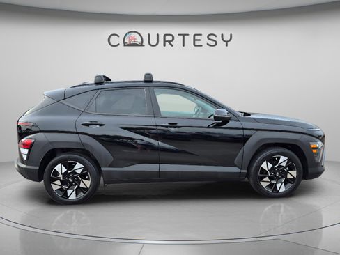 Certified 2024 Hyundai Kona SEL FWD image 6