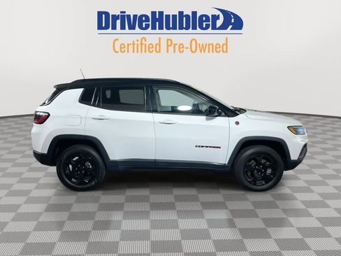 Used 2023 Jeep Compass Trailhawk image 9