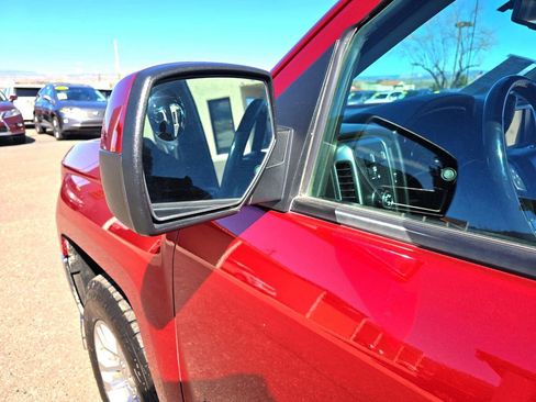 Used 2018 Chevrolet Silverado 1500 LT w/ All Star Edition image 39