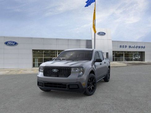 New 2025 Ford Maverick XLT w/ XLT Luxury Package AWD/4WD image 2