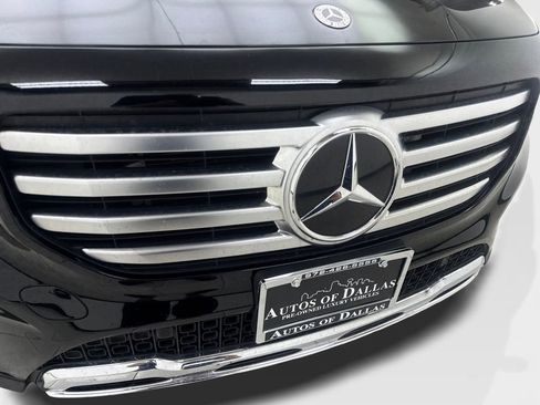 Used 2025 Mercedes-Benz GLB 250 4MATIC image 25