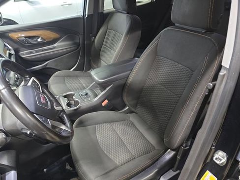 Used 2019 GMC Terrain SLE w/ Driver Convenience Package image 14