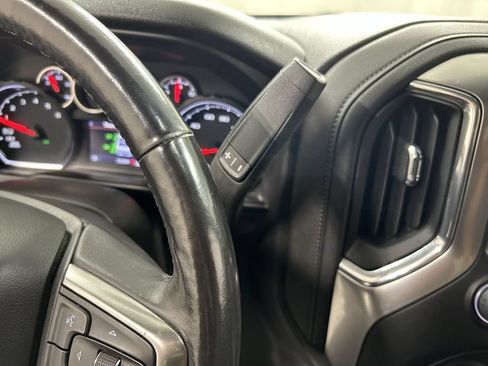 Used 2022 Chevrolet Silverado 1500 LT AWD/4WD image 17