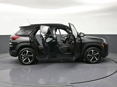 Used 2023 Chevrolet TrailBlazer RS w/ Sun and Liftgate Package AWD/4WD image 32