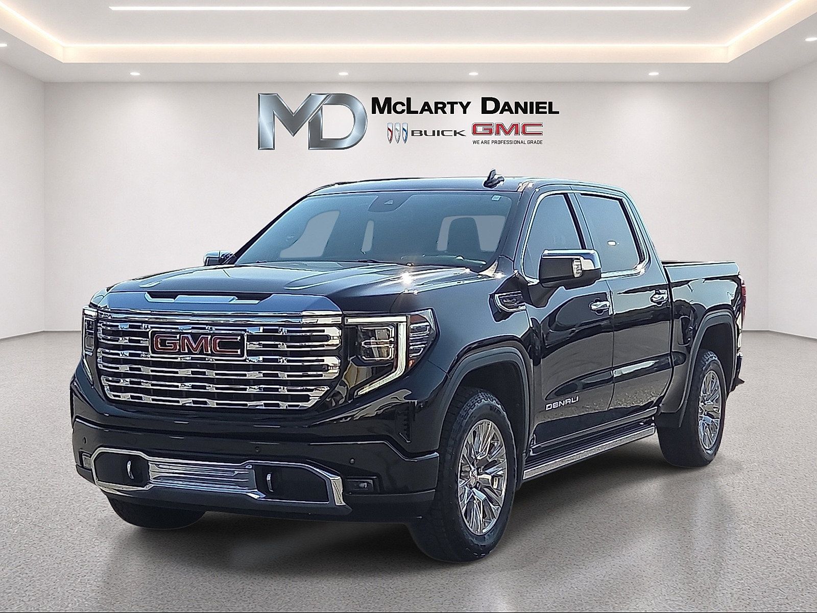 Certified 2023 GMC Sierra 1500 Denali AWD/4WD image 3