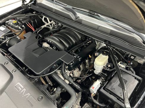 Used 2017 GMC Yukon XL Denali w/ Open Road Package image 29