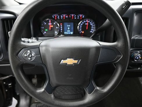 Used 2018 Chevrolet Silverado 1500 Custom w/ Custom Value Package image 10