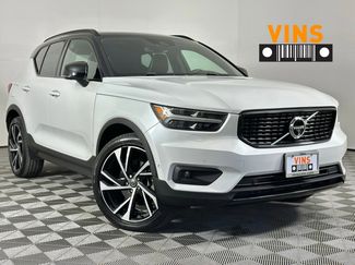 Used 2019 Volvo XC40 T5 R-Design video 1