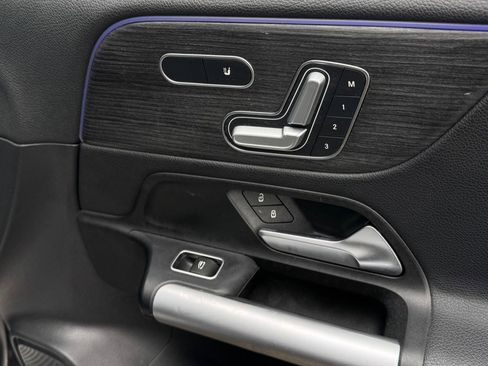 Used 2023 Mercedes-Benz GLA 250 4MATIC image 42