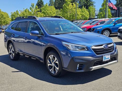 Used 2020 Subaru Outback Limited w/ Popular Package #2 AWD/4WD image 3