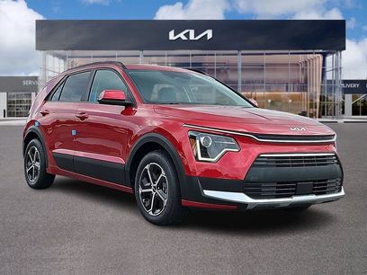 New 2025 Kia Niro EX w/ EX Cold Weather Package