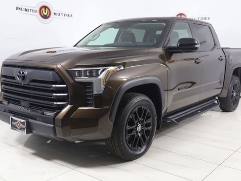 Used 2024 Toyota Tundra Limited AWD/4WD image 5