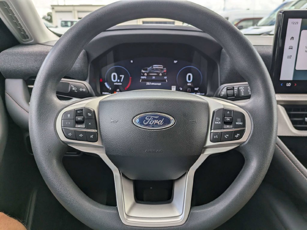 Certified 2026 Ford Explorer Active RWD image 23