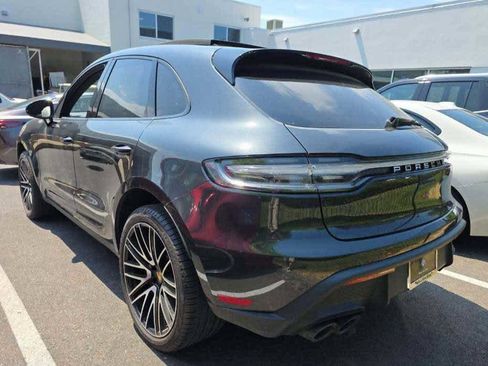 Used 2024 Porsche Macan AWD/4WD image 2