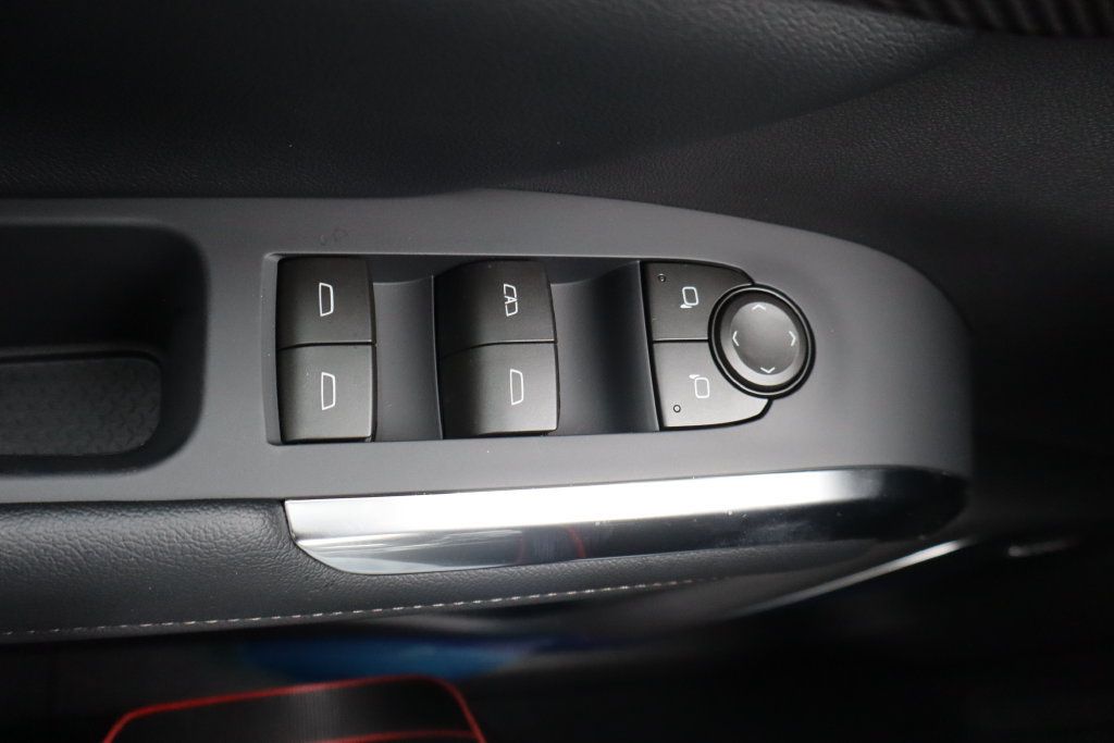 New 2027 Chevrolet Traverse Z71 w/ Enhanced Driving Package AWD/4WD image 20