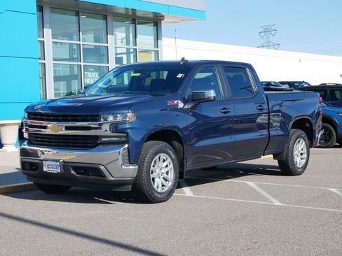 Used 2019 Chevrolet Silverado 1500 LT w/ All-Star Edition AWD/4WD image 2