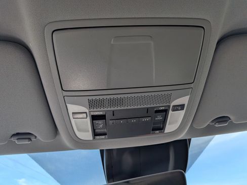 Used 2018 Acura MDX SH-AWD image 24