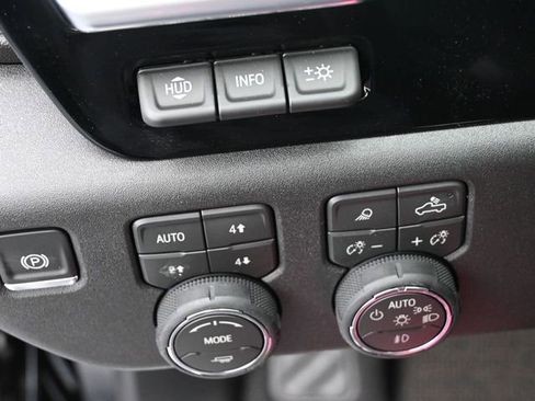New 2026 Chevrolet Silverado 2500 High Country w/ High Country Premium Package AWD/4WD image 31
