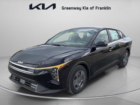 New 2025 Kia K4 LX image 3