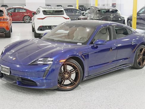 Used 2020 Porsche Taycan Turbo AWD/4WD image 7