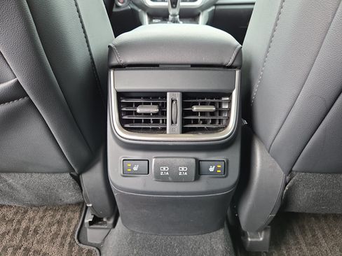 Used 2022 Subaru Outback Limited XT AWD/4WD image 12