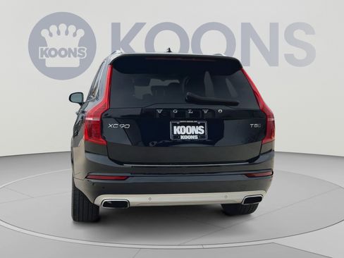 Used 2021 Volvo XC90 T5 Momentum w/ Climate Package AWD/4WD image 10