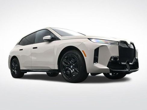 New 2026 BMW iX xDrive45 w/ M Sport Package image 28