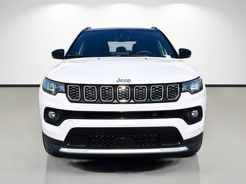 Used 2024 Jeep Compass Limited AWD/4WD image 8
