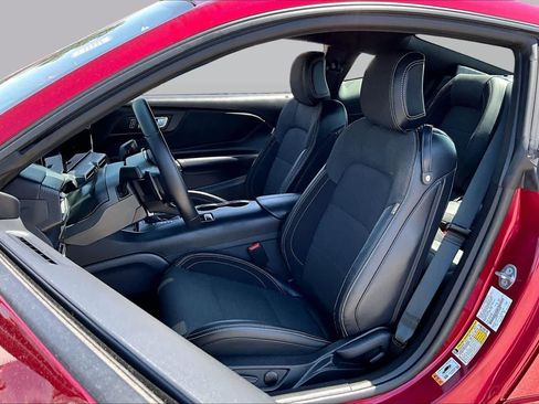 Used 2025 Ford Mustang GT RWD image 8