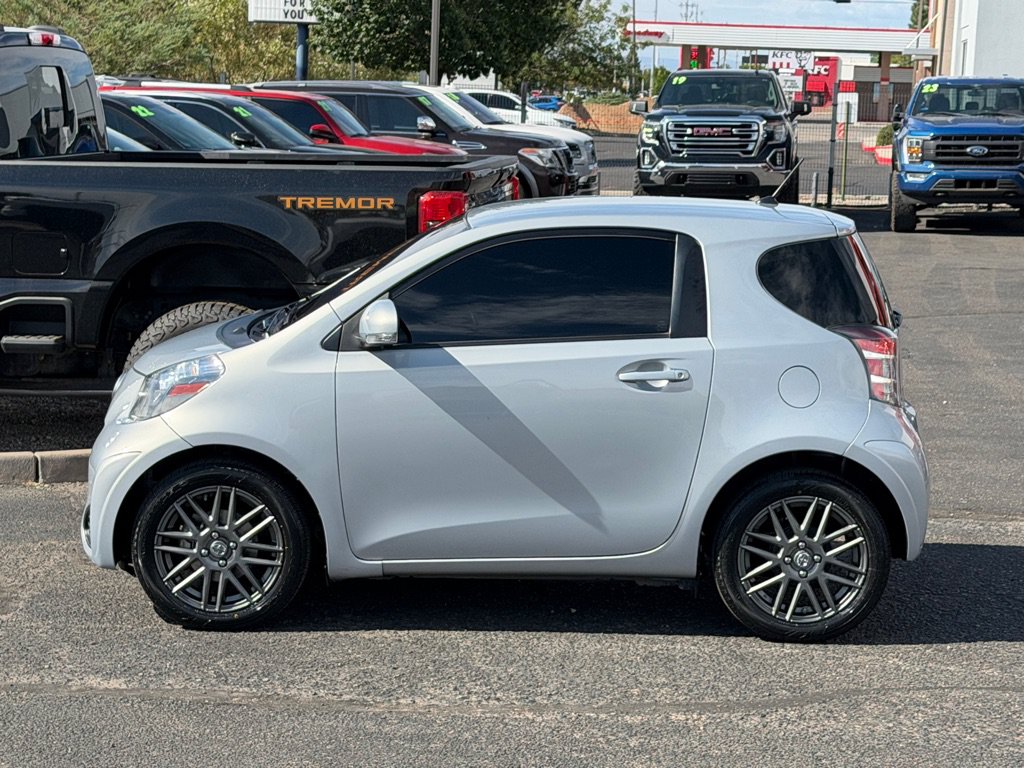Used 2014 Scion iQ 10 Series FWD image 34