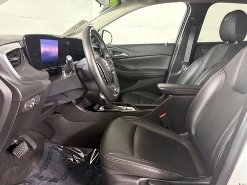 Used 2024 Buick Encore GX Sport Touring FWD image 24