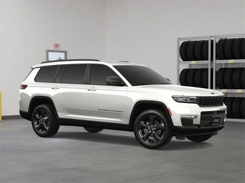 New 2024 Jeep Grand Cherokee L Limited w/ Black Appearance Package image 7