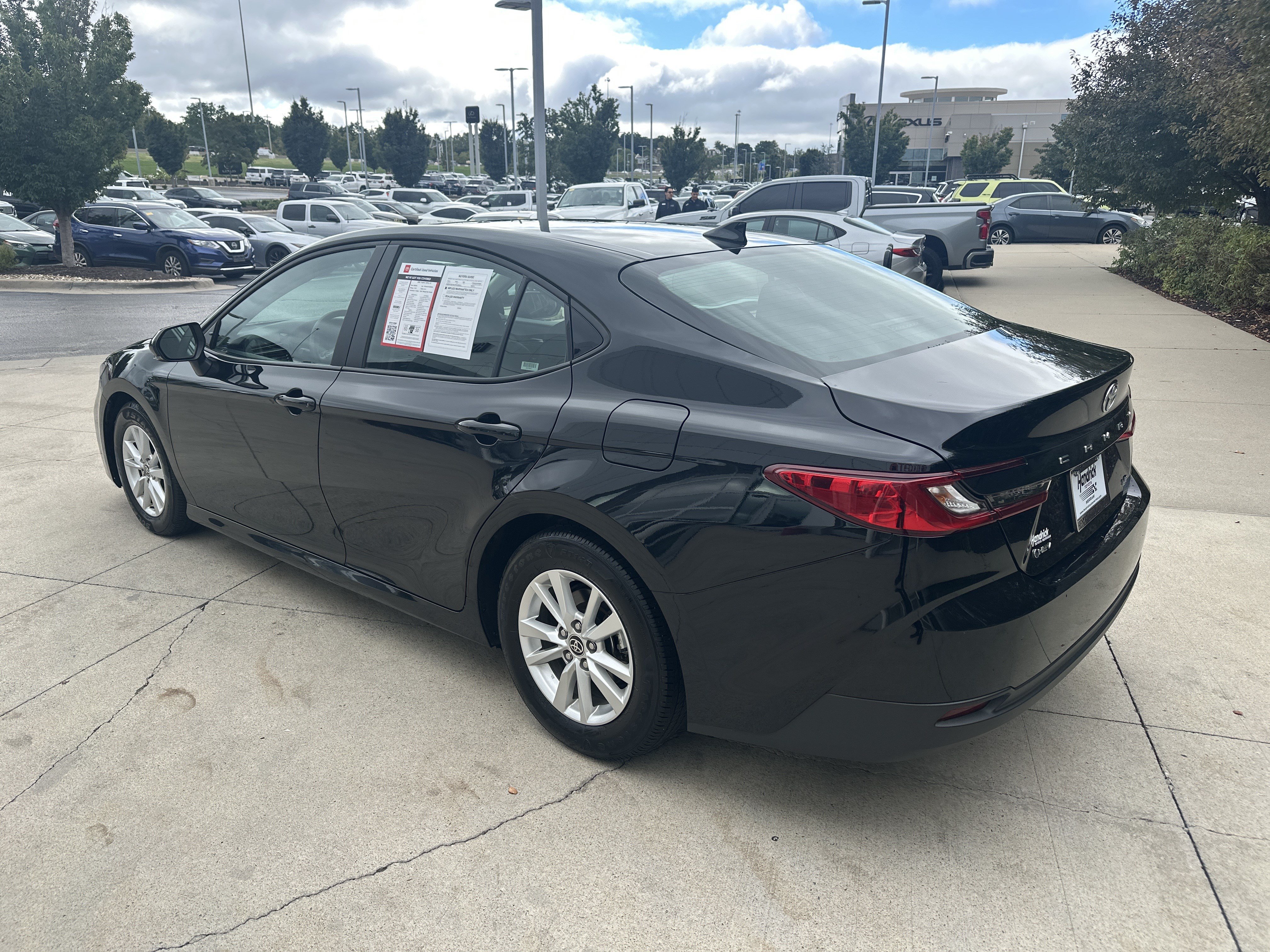 Used 2025 Toyota Camry LE FWD image 7