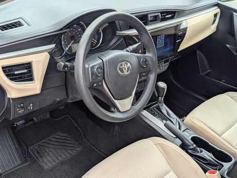 Used 2016 Toyota Corolla LE FWD image 14