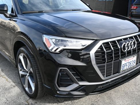 Used 2020 Audi Q3 2.0T Premium Plus w/ Premium Plus Package AWD/4WD image 9