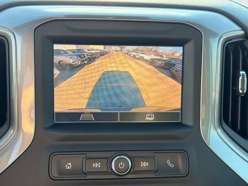 Used 2022 Chevrolet Silverado 1500 Custom image 29