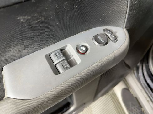 Used 2004 Honda Element EX image 11