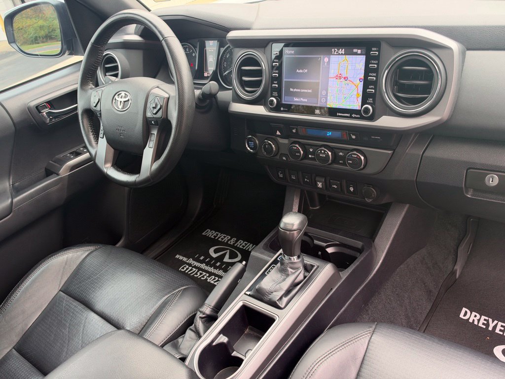 Used 2022 Toyota Tacoma TRD Off-Road w/ TRD Premium Off Road Package AWD/4WD image 30