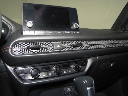 Certified 2023 Honda HR-V Sport image 7