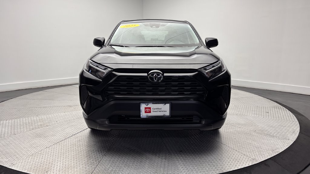 Certified 2025 Toyota RAV4 LE FWD image 38